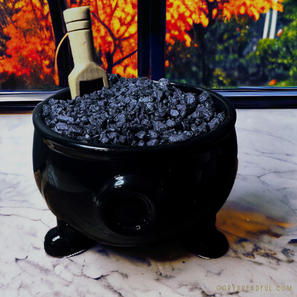 So Batty! Sizzling Room Salt Crystal Potpourri: Amyris Resin Black Licorice - Picture 6 of 10